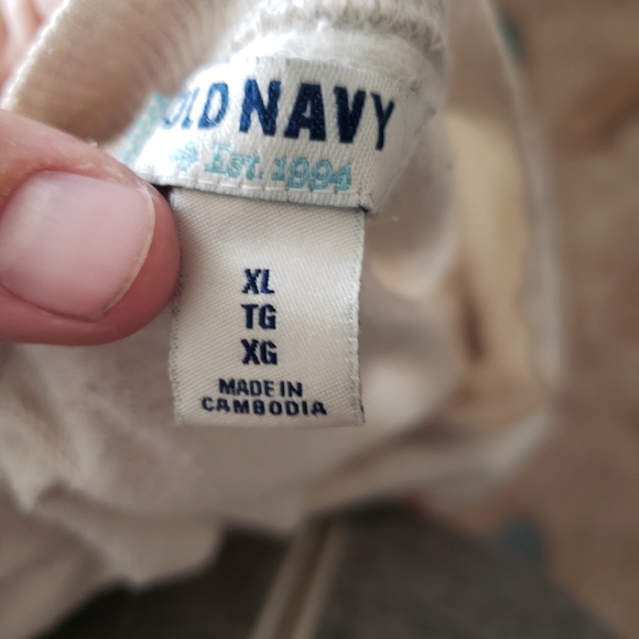 Old Navy Sweater, XL - Picture 2 of 2